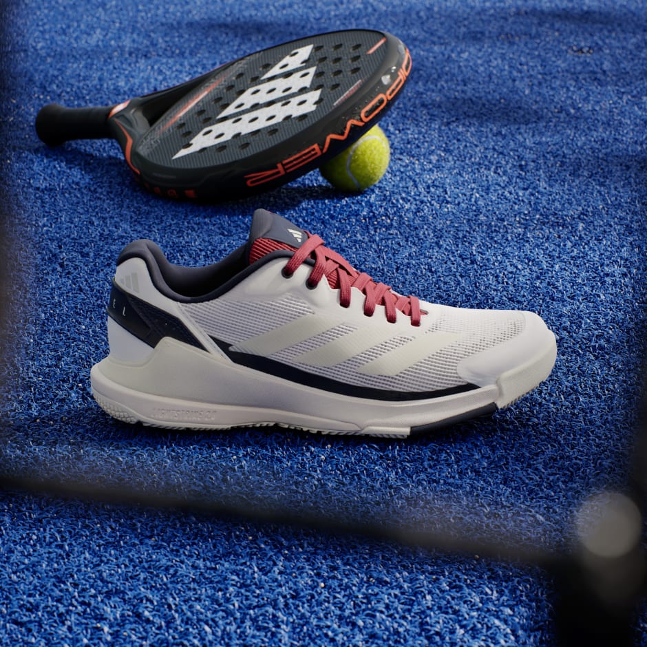 Adidas Crazyquick LS naisten kenkä sivulta