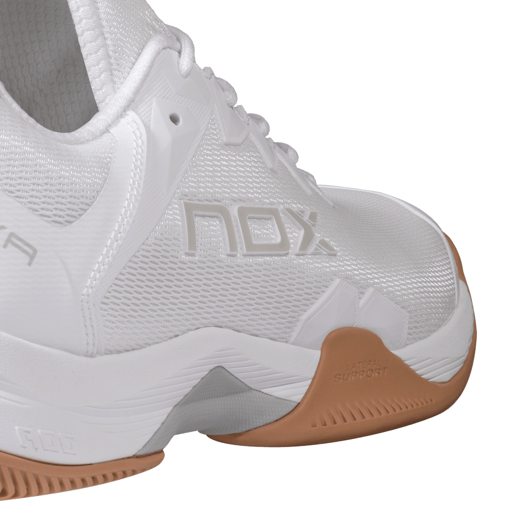 NOX ML10 Hexa White / Gum Rubber padelkenkä yksityiskohta